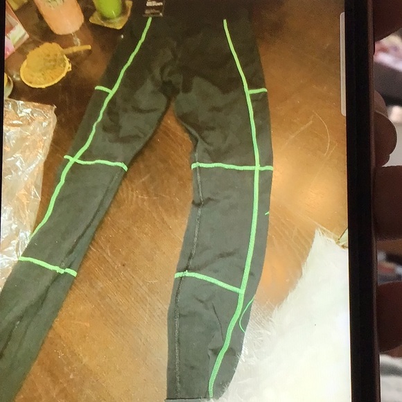 Host Pick! 🤗☘️Nike Swoosh high waist leggings - Picture 5 of 8